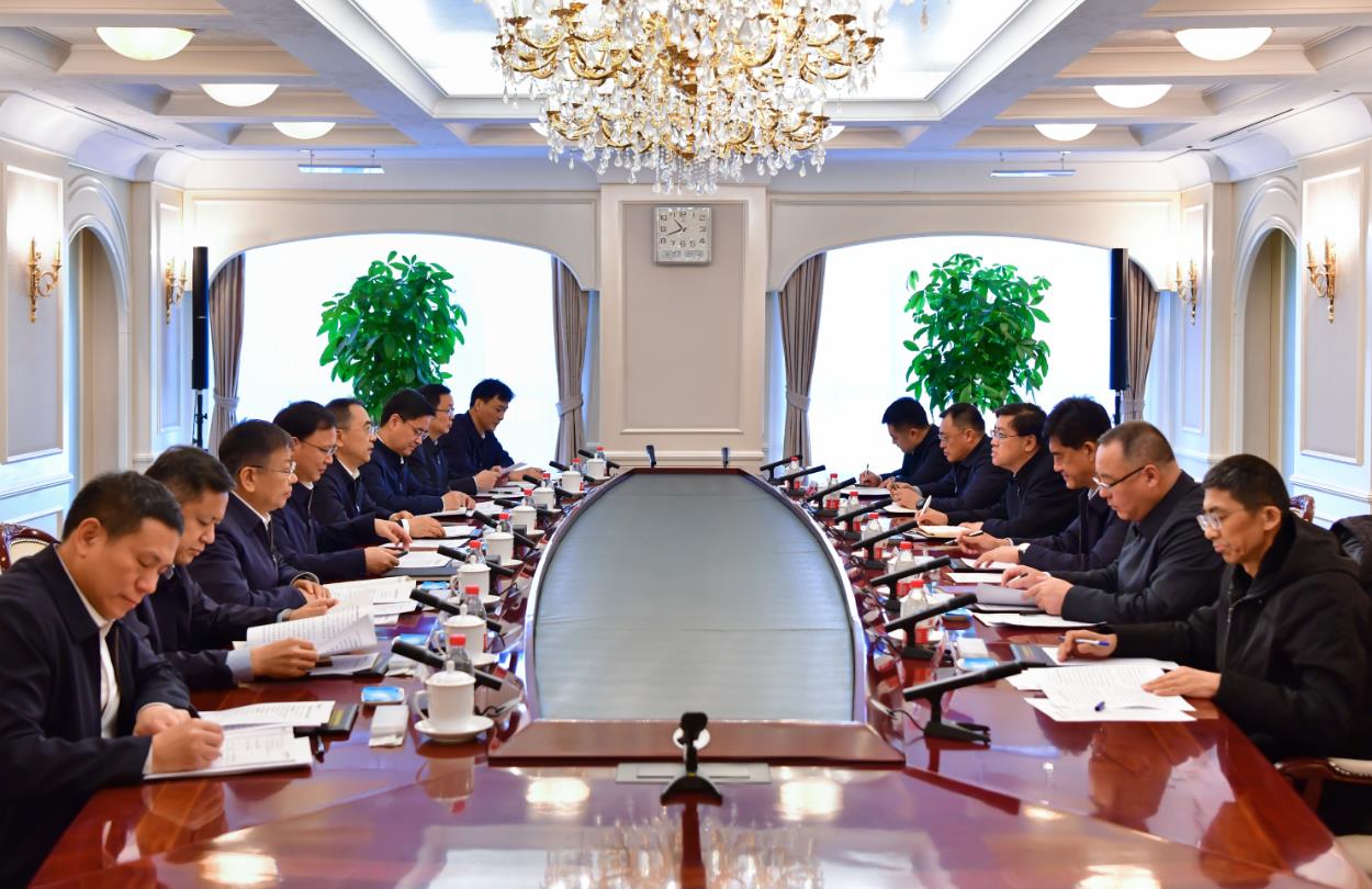 大唐集團(tuán)鄒磊、張傳江與錫林郭勒盟盟委書記張佰成會(huì)談
