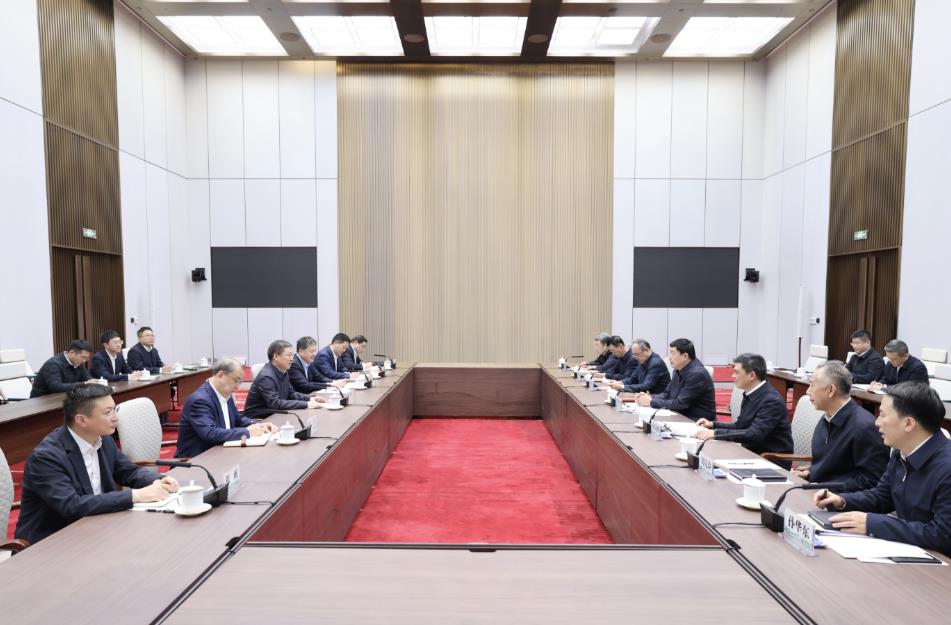 中國電氣裝備董事長李洪鳳、總經理周群拜訪國家電網公司董事長張智剛、總經理龐驍剛